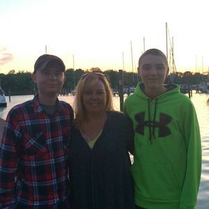 Meet your Posher, Brenda